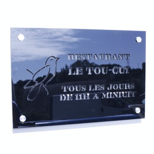 Plaque professionnelle extrudée